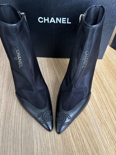 Stivaletti chanel 26b - chanel,